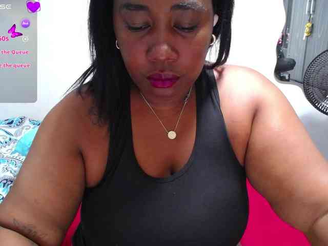 thickebonymilf webcam