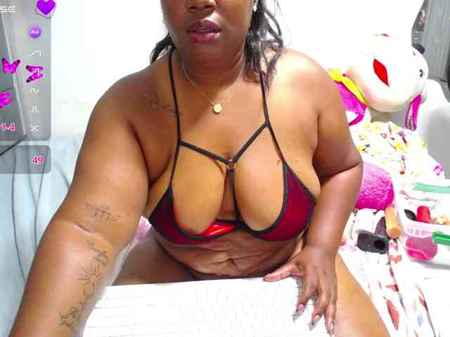 thickebonymilf