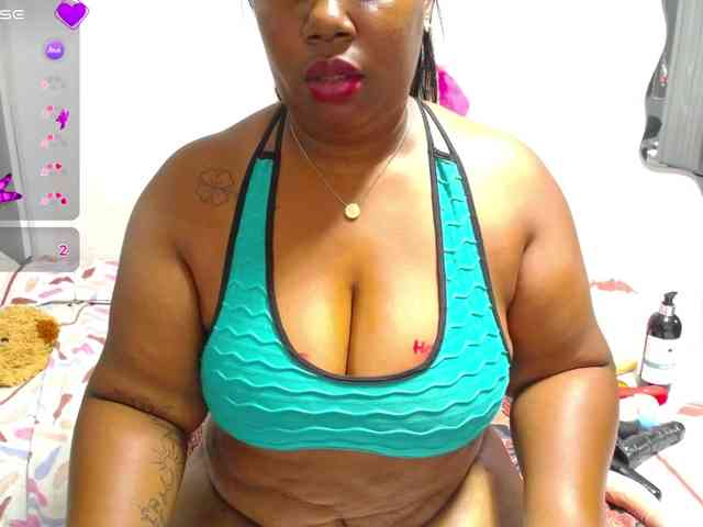thickebonymilf webcam