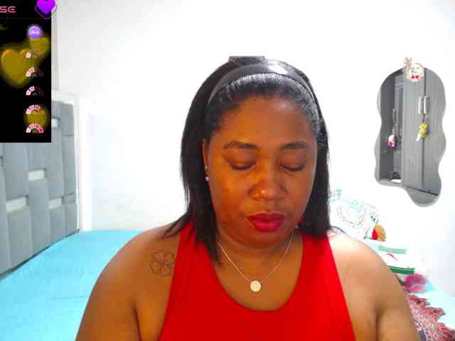 thickebonymilf webcam