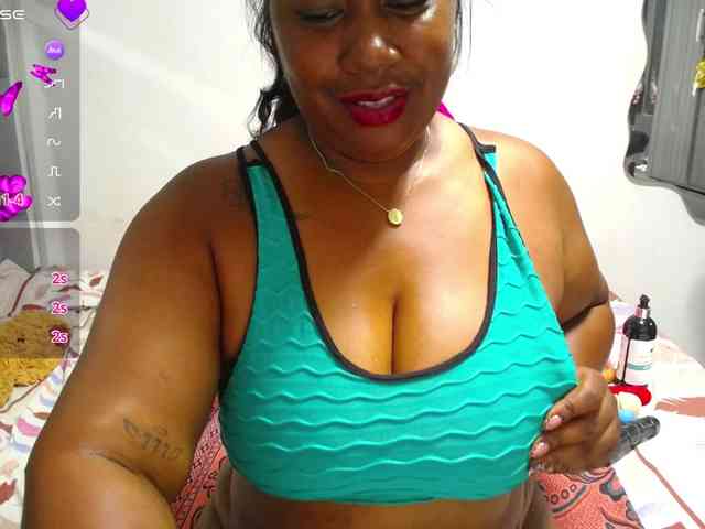 thickebonymilf webcam