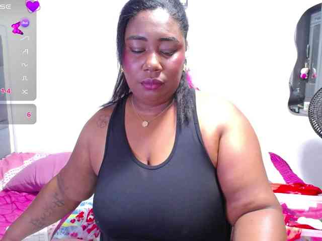 thickebonymilf webcam