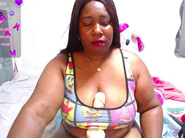 thickebonymilf webcam