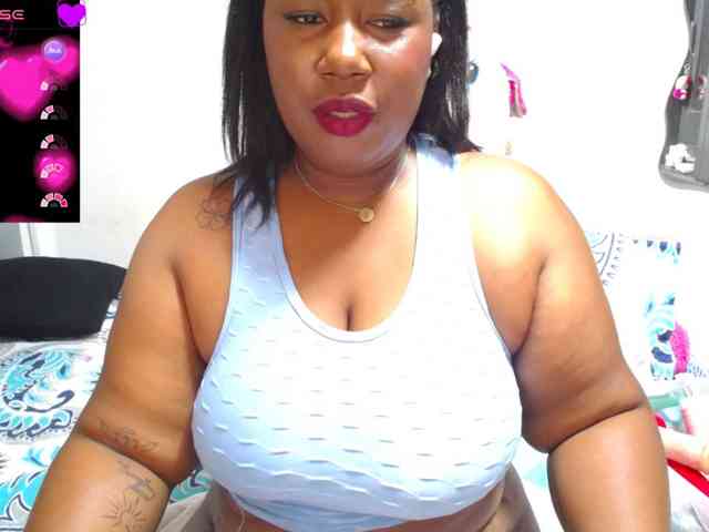 thickebonymilf webcam