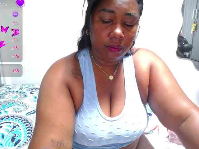 thickebonymilf webcam