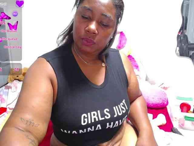 thickebonymilf webcam