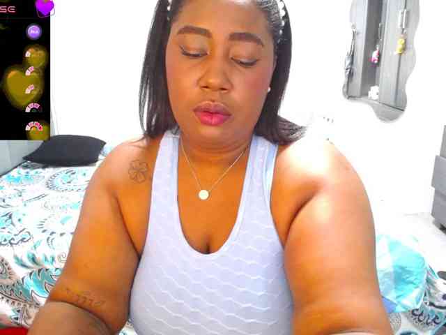 thickebonymilf webcam