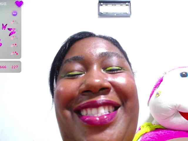 thickebonymilf webcam