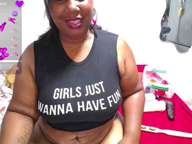 thickebonymilf webcam