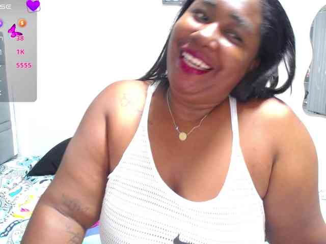 thickebonymilf webcam