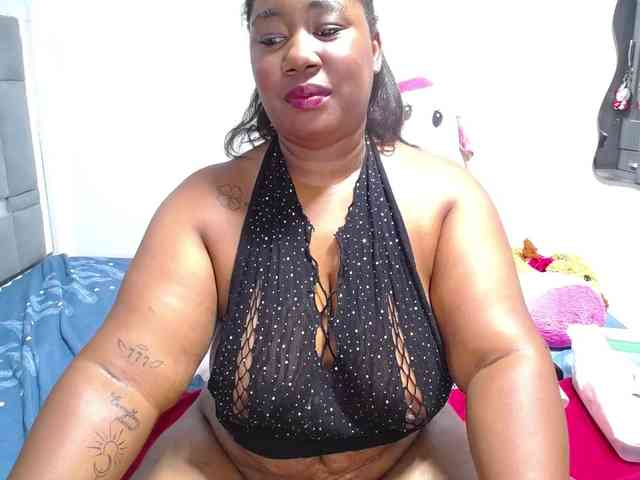thickebonymilf