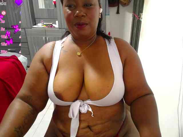 thickebonymilf webcam