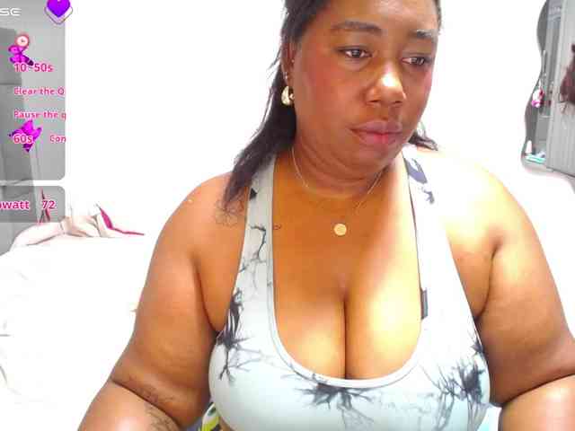 thickebonymilf
