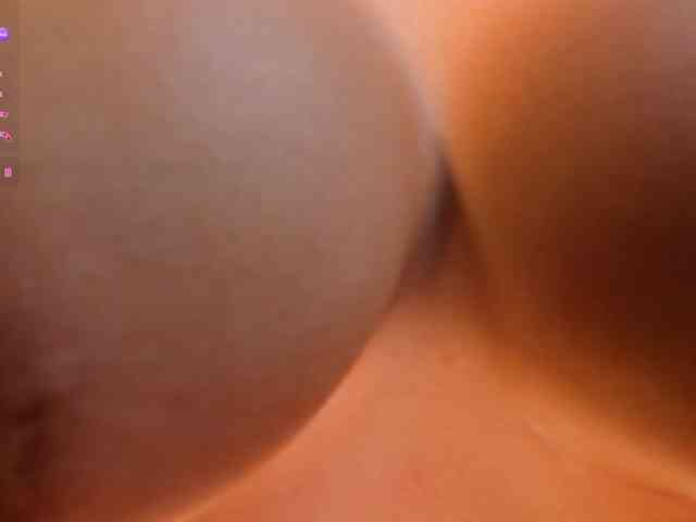 Charlotte-Cox webcam