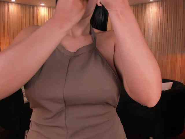 Charlotte-Cox webcam