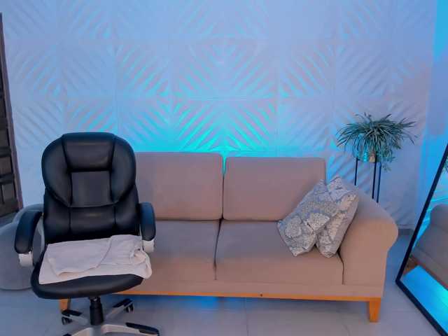 AlyssaDean live cam on BongaCams