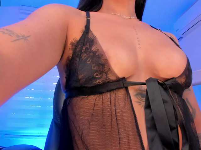 AlyssaDean live cam on BongaCams