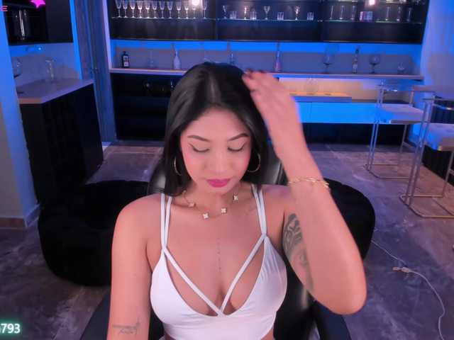 AlyssaDean live cam on BongaCams