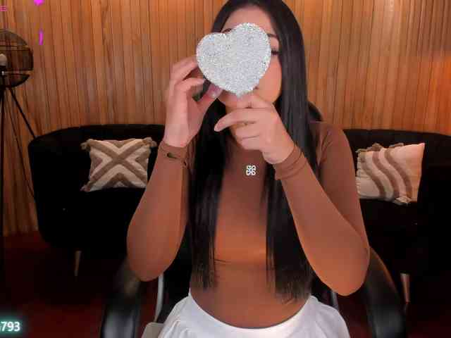 AlyssaDean webcam