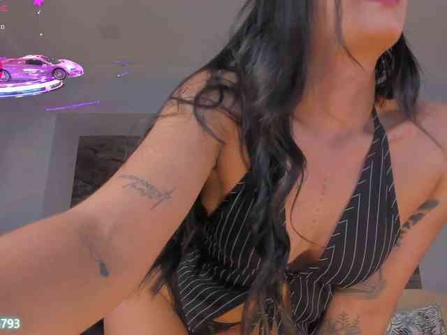 AlyssaDean webcam