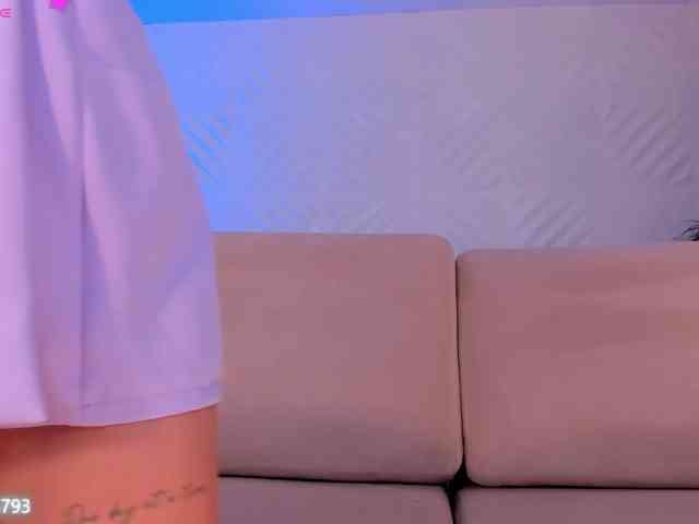 AlyssaDean webcam