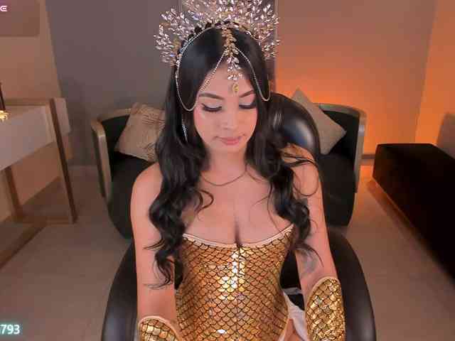 AlyssaDean AlyssaDean