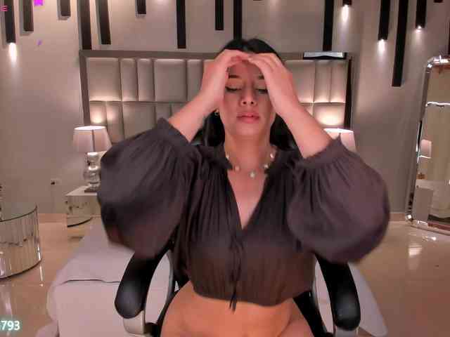 AlyssaDean webcam