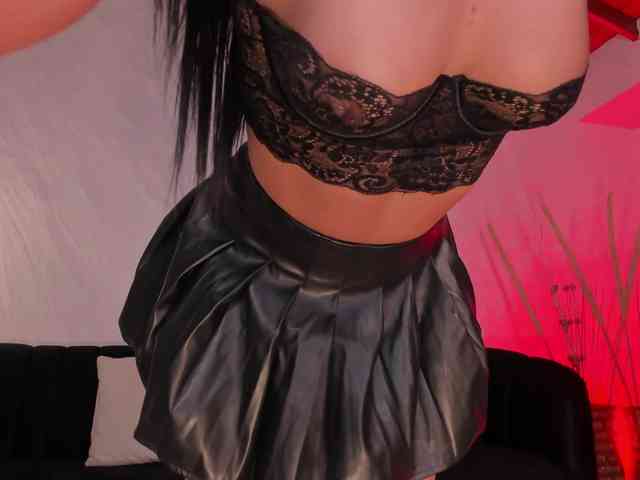 AlyssaDean webcam