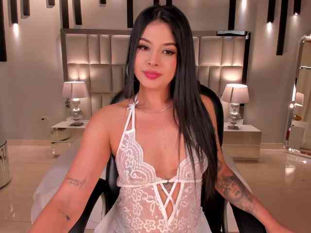 AlyssaDean webcam
