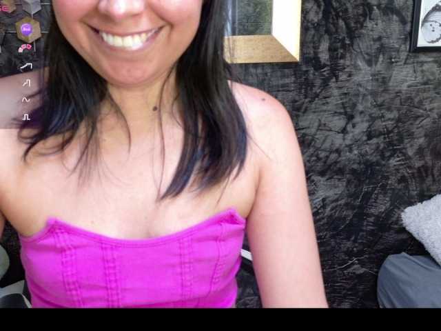 oliviia-love live webcam show