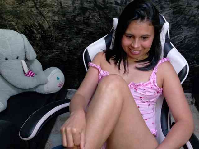 Oliiviia webcam