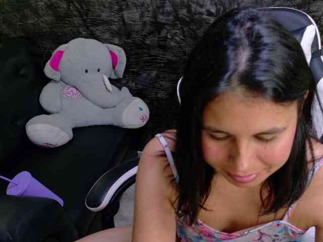 Oliiviia webcam