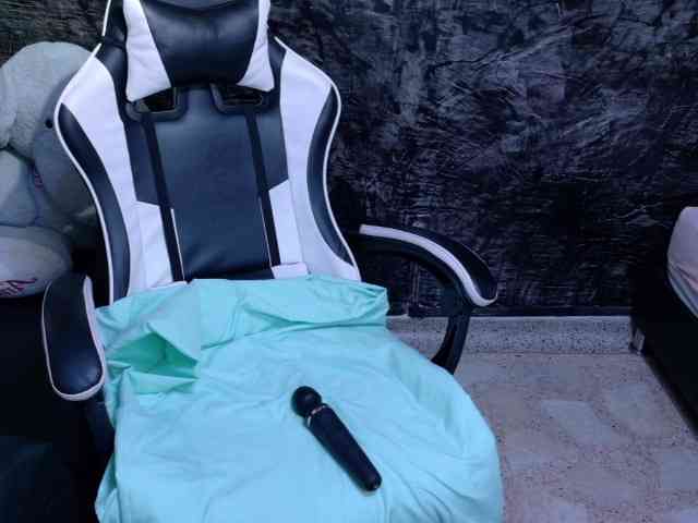 Oliiviia webcam