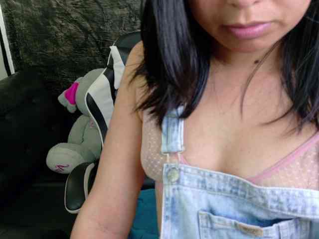 Oliiviia webcam