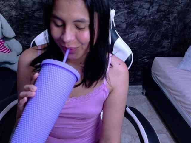 Oliiviia webcam