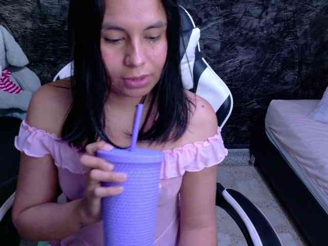 Oliiviia webcam
