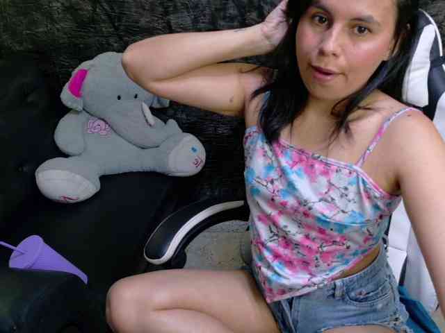 Oliiviia webcam