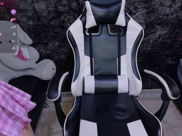 Oliiviia webcam