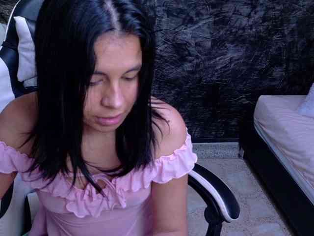 Oliiviia webcam