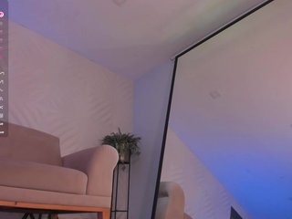 RoxanneHill Porn Show