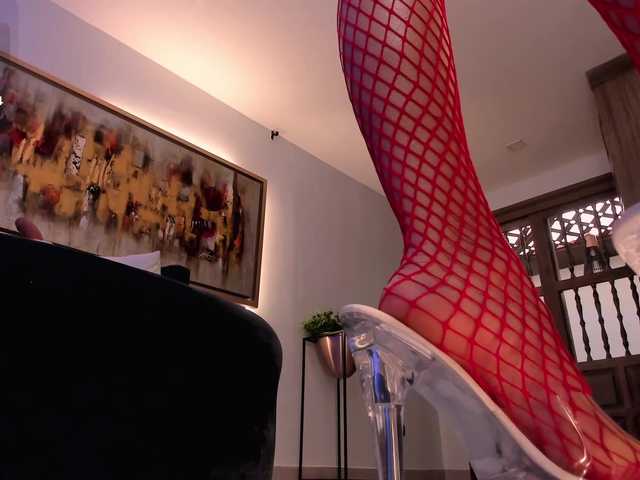 RoxanneHill's BongaCams show and profile