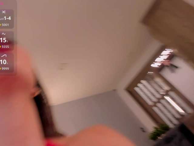 RoxanneHill live cam on BongaCams