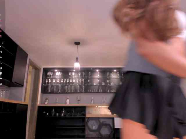 RoxanneHill webcam