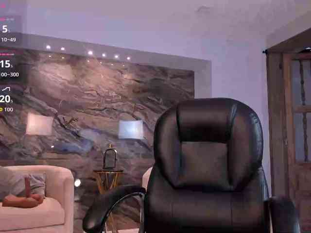 RoxanneHill webcam