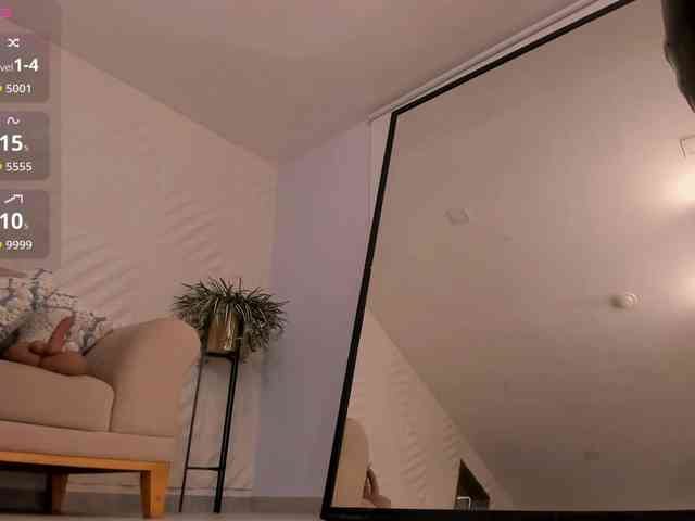 RoxanneHill webcam