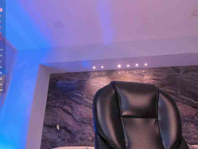 RoxanneHill webcam