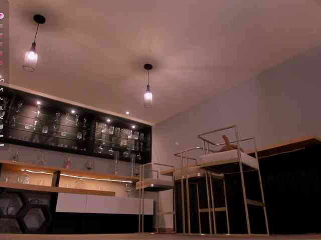 RoxanneHill webcam