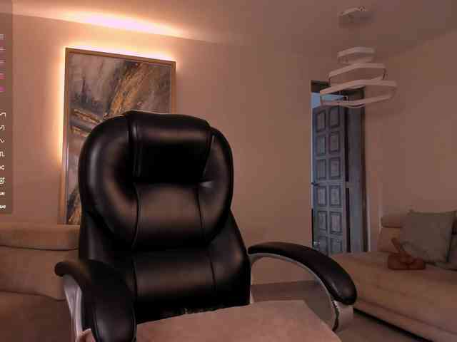 RoxanneHill webcam