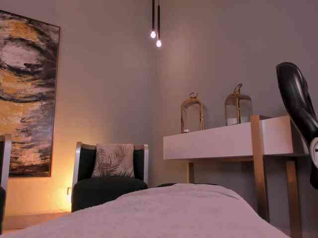 RoxanneHill webcam