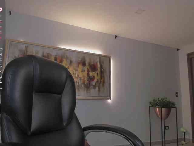 RoxanneHill webcam